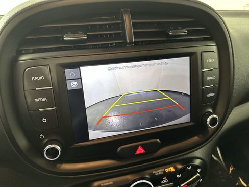 Used 2025 Kia Soul S image 17