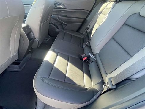 New 2026 Chevrolet Trax ACTIV image 11