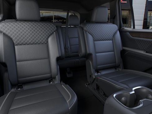 New 2026 GMC Acadia Denali image 17