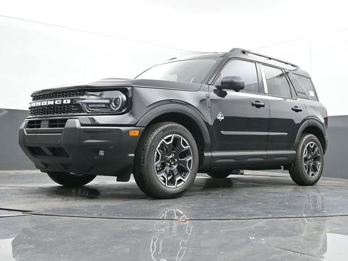 New 2025 Ford Bronco Sport Outer Banks w/ Outer Banks Tech Package+ image 42