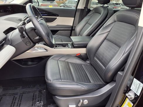 Certified 2024 Lincoln Nautilus Reserve w/ Equipment Group 202A image 23