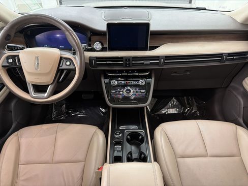 Used 2021 Lincoln Corsair Reserve w/ Equipment Group 201A FWD image 17