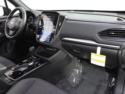 Used 2026 Subaru Forester Premium AWD/4WD image 15