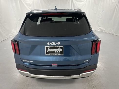 New 2026 Kia Sorento EX image 4