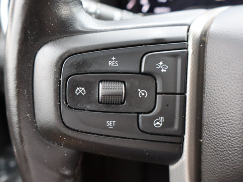 Used 2022 GMC Yukon XL Denali AWD/4WD image 24