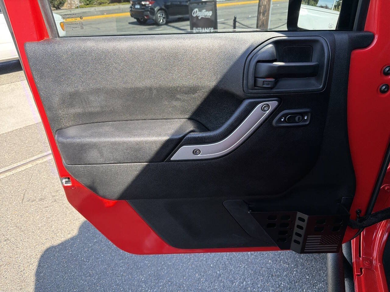 Used 2017 Jeep Wrangler Unlimited Sahara AWD/4WD image 43
