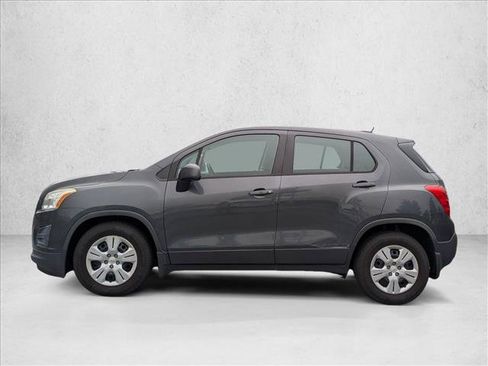Used 2016 Chevrolet Trax LS w/ LPO, Protection Package FWD image 9