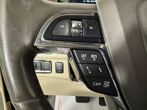 Used 2019 Lincoln Navigator Reserve w/ Cargo Package AWD/4WD image 15