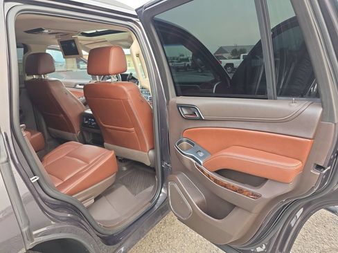 Used 2018 Chevrolet Tahoe Premier AWD/4WD image 36