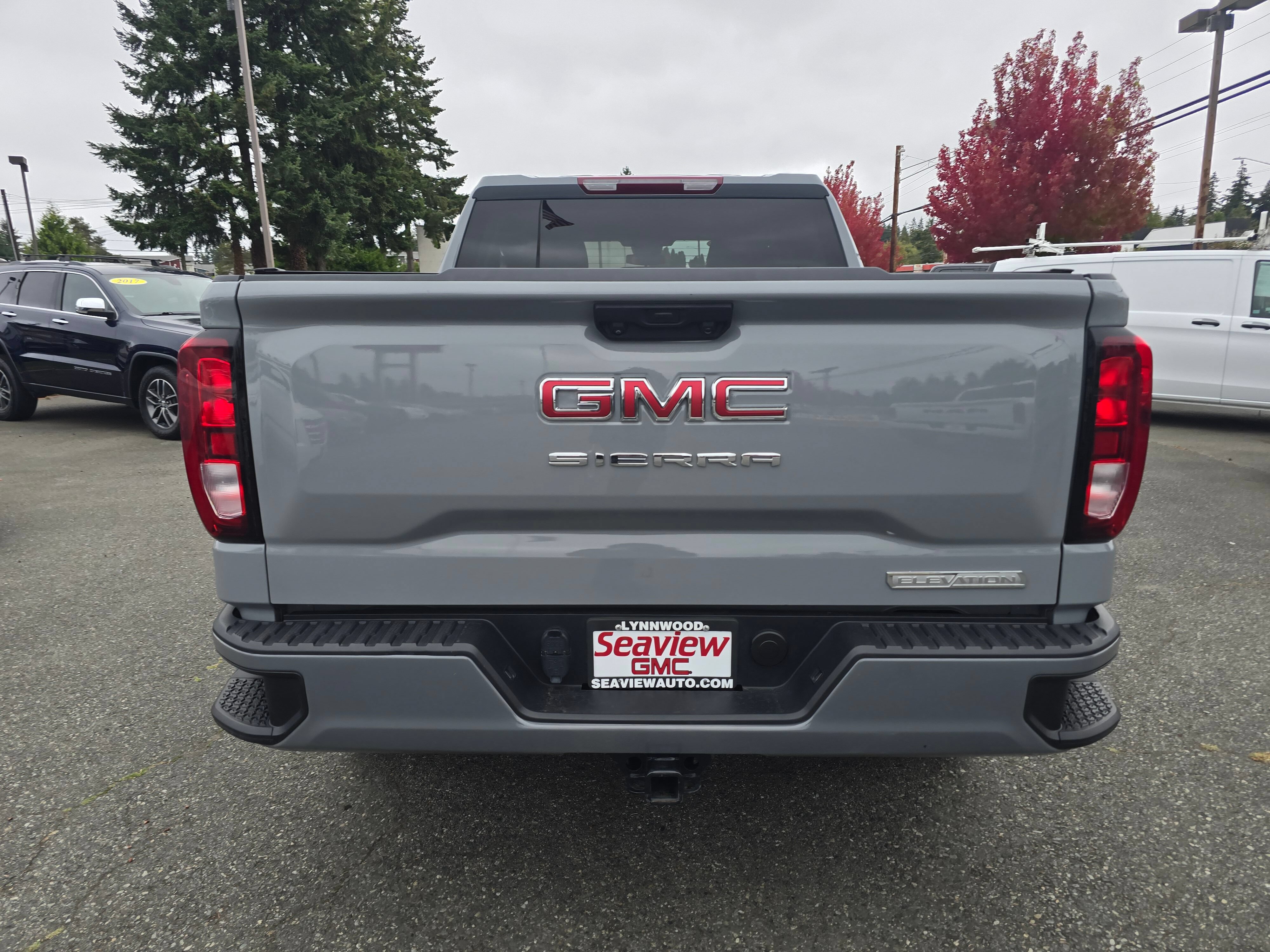 Used 2024 GMC Sierra 1500 Elevation AWD/4WD image 6