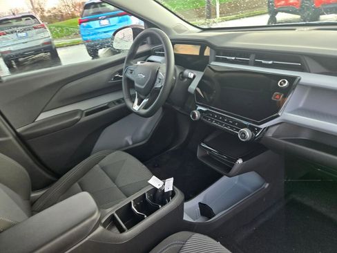 New 2027 Chevrolet Bolt LT w/ Comfort Package FWD image 5