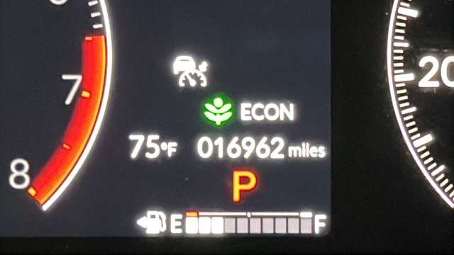 Used 2024 Honda CR-V LX image 10