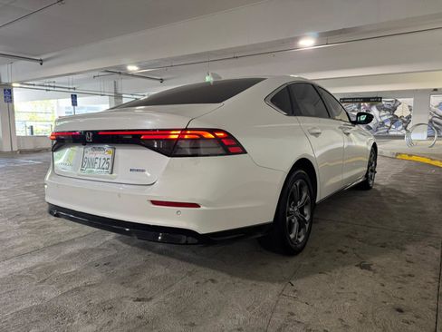 Used 2024 Honda Accord EX-L image 3