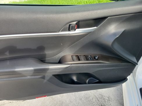 Certified 2024 Toyota Camry SE FWD image 19