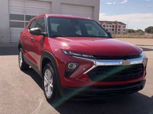 Used 2026 Chevrolet TrailBlazer LS AWD/4WD image 4