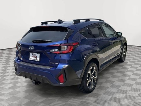 Used 2025 Subaru Crosstrek 2.5i Premium AWD/4WD image 11