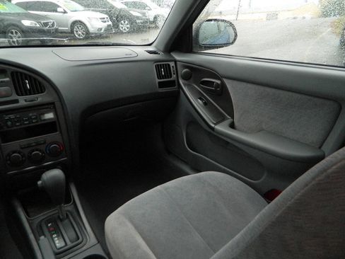 Used 2006 Hyundai Elantra GLS image 17