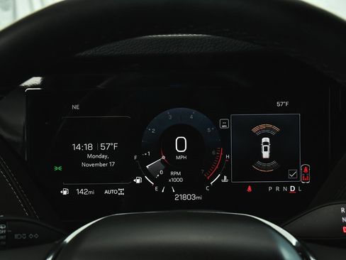 Used 2025 GMC Yukon Denali image 37