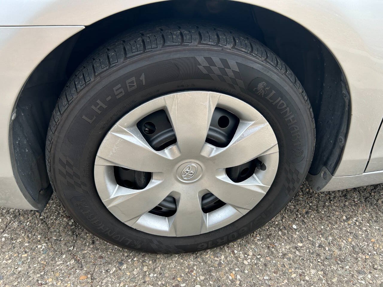 Used 2008 Toyota Camry LE FWD image 34