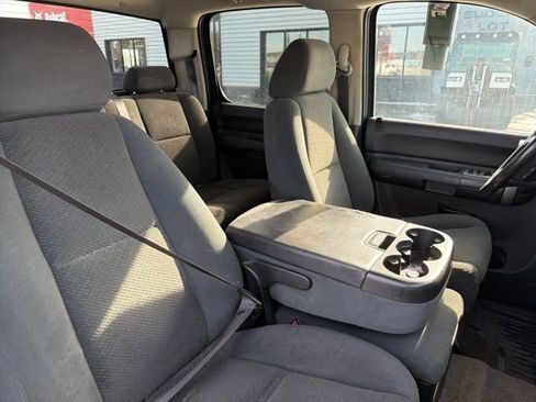Used 2008 Chevrolet Silverado 1500 LT w/ All Star Edition image 9