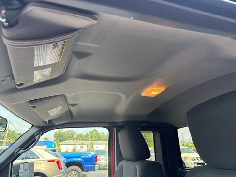 Used 2011 Ford Ranger XLT w/ Bright Trim Group AWD/4WD image 33