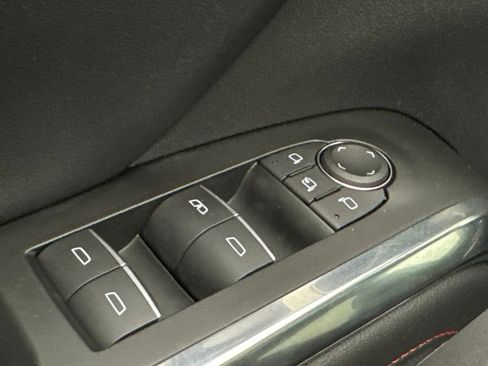 Used 2024 Chevrolet Traverse RS AWD/4WD image 27