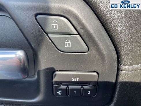 Used 2020 GMC Sierra 1500 SLT w/ SLT Premium Plus Package image 26