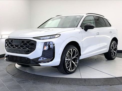 New 2026 Audi Q3 quattro 2.0T image 2