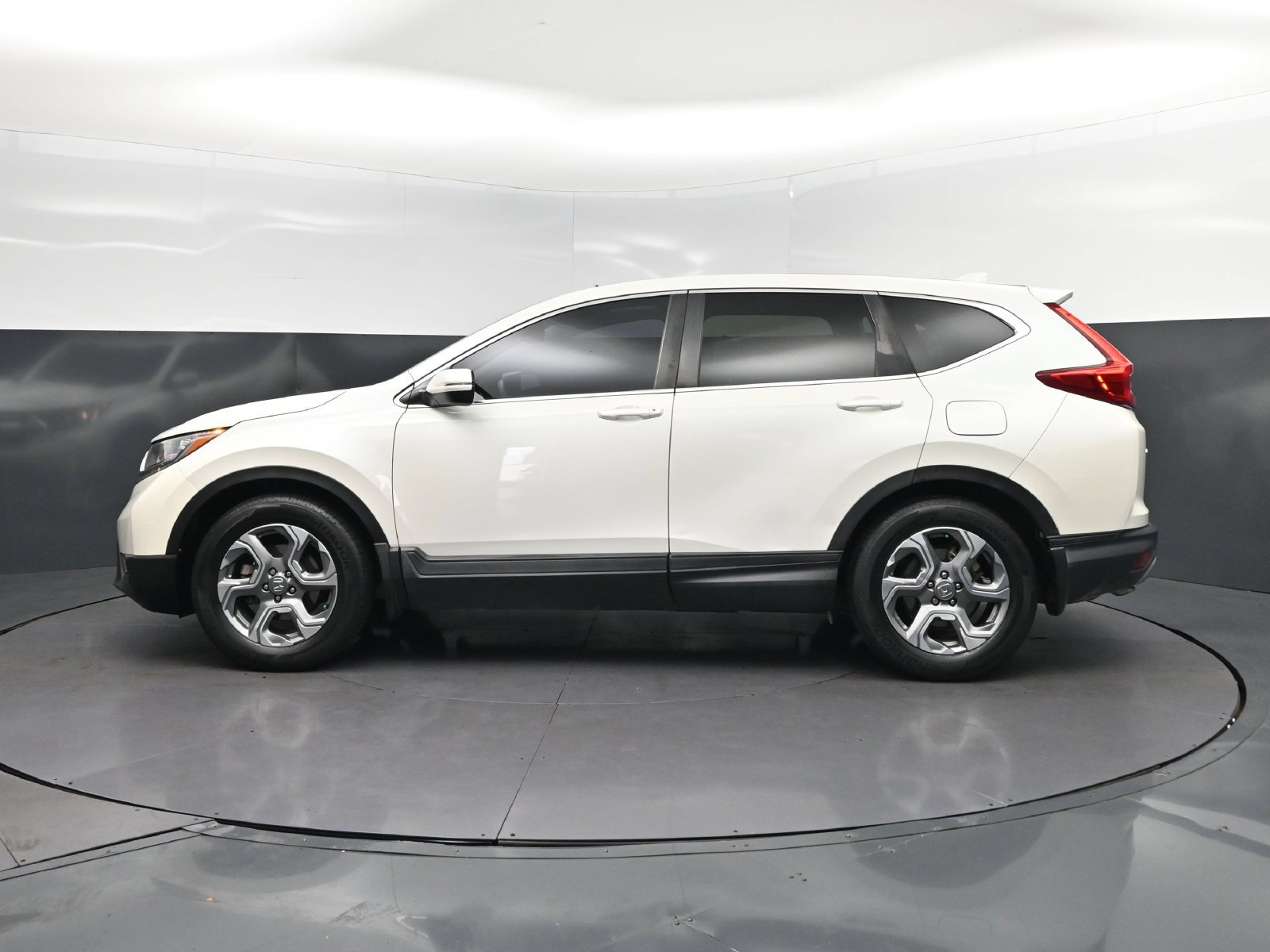 Used 2018 Honda CR-V EX-L image 4
