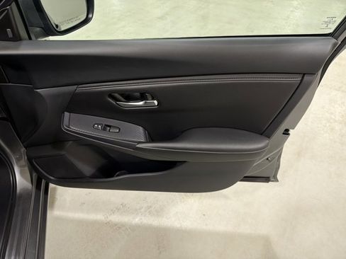 Used 2024 Nissan Sentra SV image 38