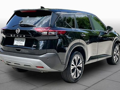 Used 2023 Nissan Rogue SV FWD image 13