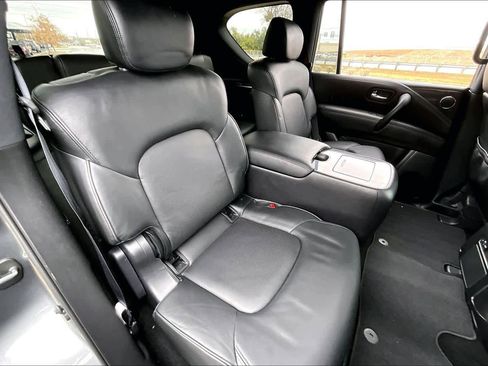 Used 2023 Nissan Armada SL w/ Midnight Edition Package image 19