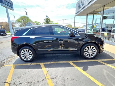 Used 2017 Cadillac XT5 Platinum AWD/4WD image 4