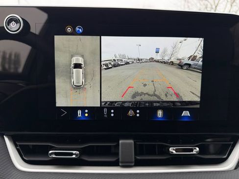 New 2026 Chevrolet Equinox LT w/ Convenience Package II image 22