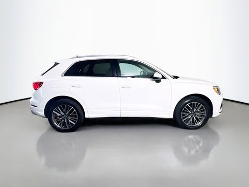 Used 2021 Audi Q3 2.0T Premium w/ Convenience Package image 11