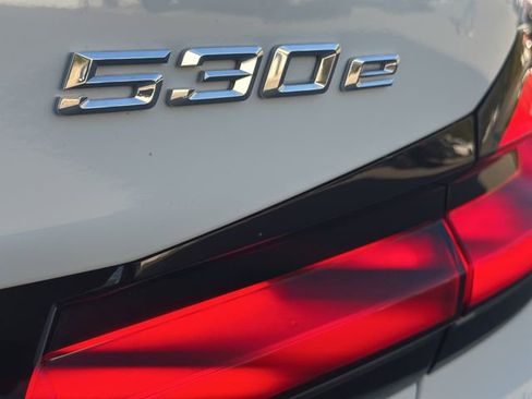 Used 2023 BMW 530e xDrive image 49