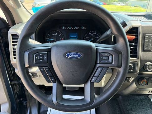 Used 2020 Ford F250 XL w/ STX Appearance Package AWD/4WD image 15