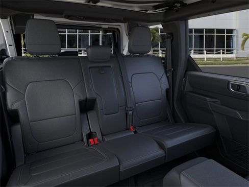 New 2025 Ford Bronco Badlands w/ Sasquatch Package image 11