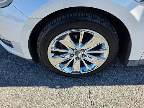 Used 2011 Ford Taurus Limited w/ 303A Rapid Spec Order Code image 10