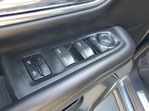 Used 2021 Chevrolet Suburban Z71 w/ Z71 Off-Road Package image 25