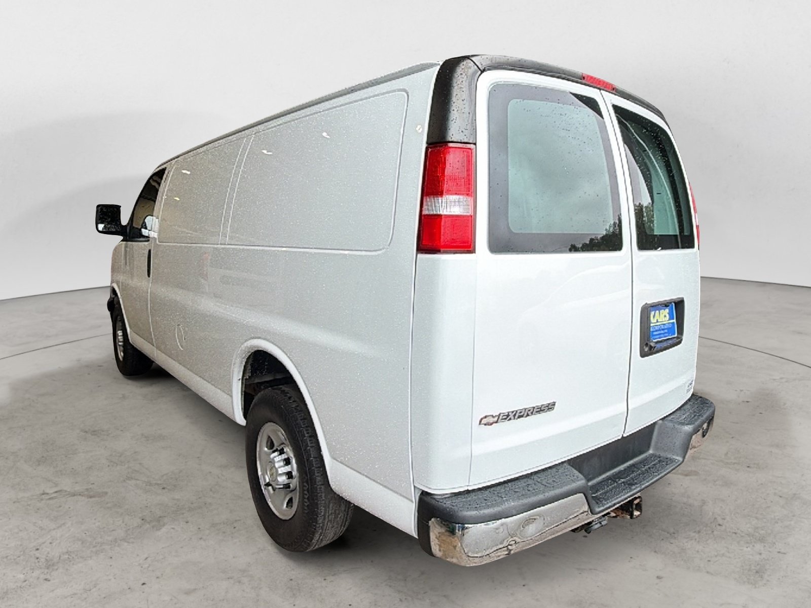 Used 2020 Chevrolet Express 2500 w/ Enhanced Convenience Package RWD image 4