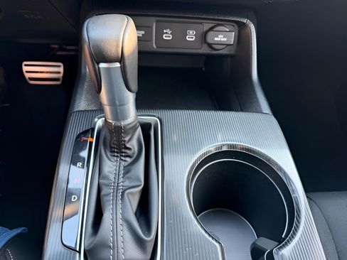 Used 2025 Honda Civic Sport image 23