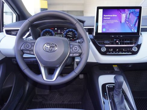 Certified 2026 Toyota Corolla SE image 9