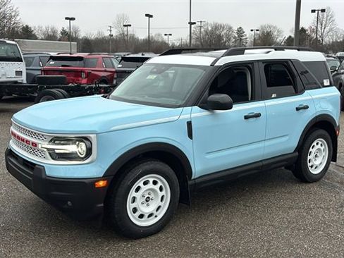 New 2025 Ford Bronco Sport Heritage w/ Convenience Package image 2