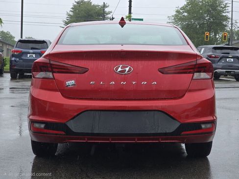 Used 2020 Hyundai Elantra Value Edition FWD image 17