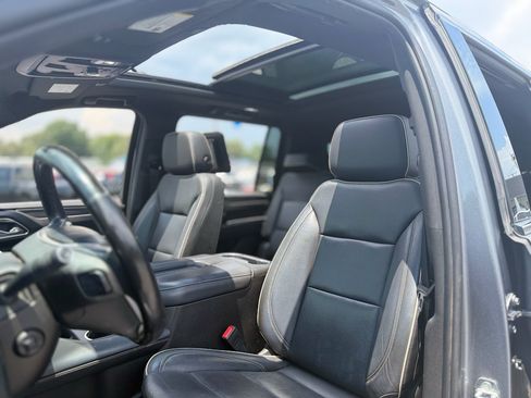 Used 2021 GMC Yukon XL SLT w/ SLT Luxury Plus Package AWD/4WD image 22