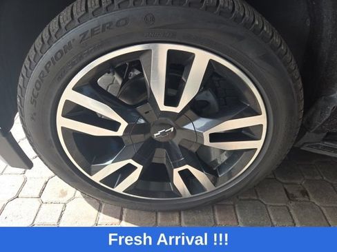 Used 2019 Chevrolet Tahoe LT RWD image 4