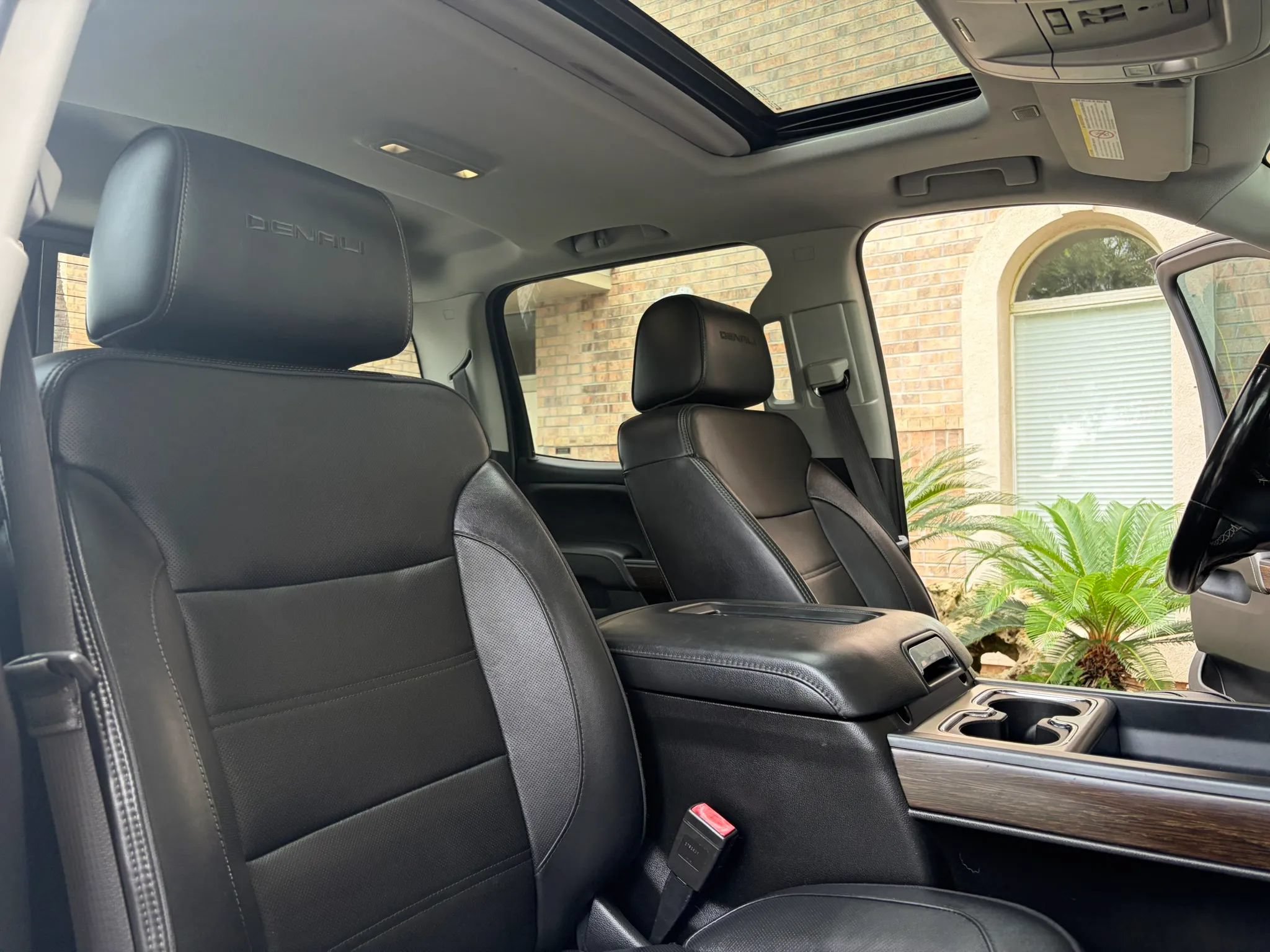 Used 2018 GMC Sierra 3500 Denali w/ Duramax Plus Package AWD/4WD image 19