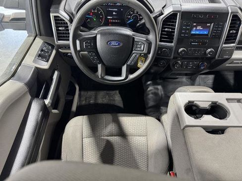 Certified 2017 Ford F150 XLT w/ Trailer Tow Package AWD/4WD image 27