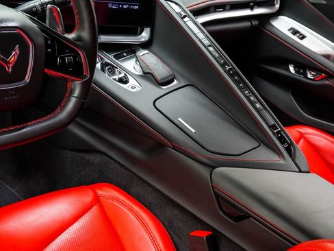 Used 2023 Chevrolet Corvette Stingray Coupe w/ 1LT RWD image 18